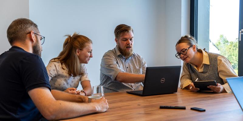 Software Implementation Project Associate (m/f/d)